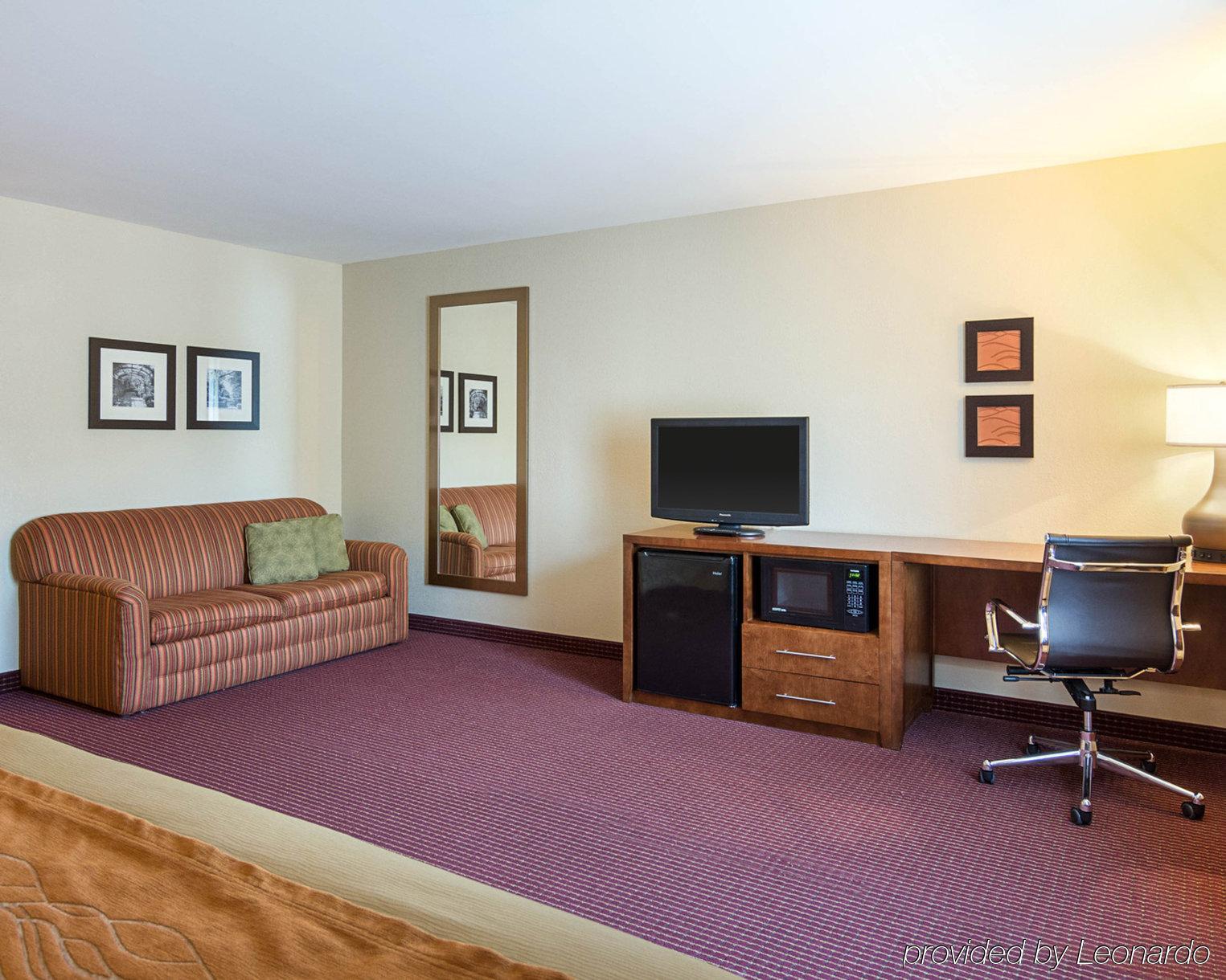 Red Roof Inn Newport News - Yorktown Exterior foto